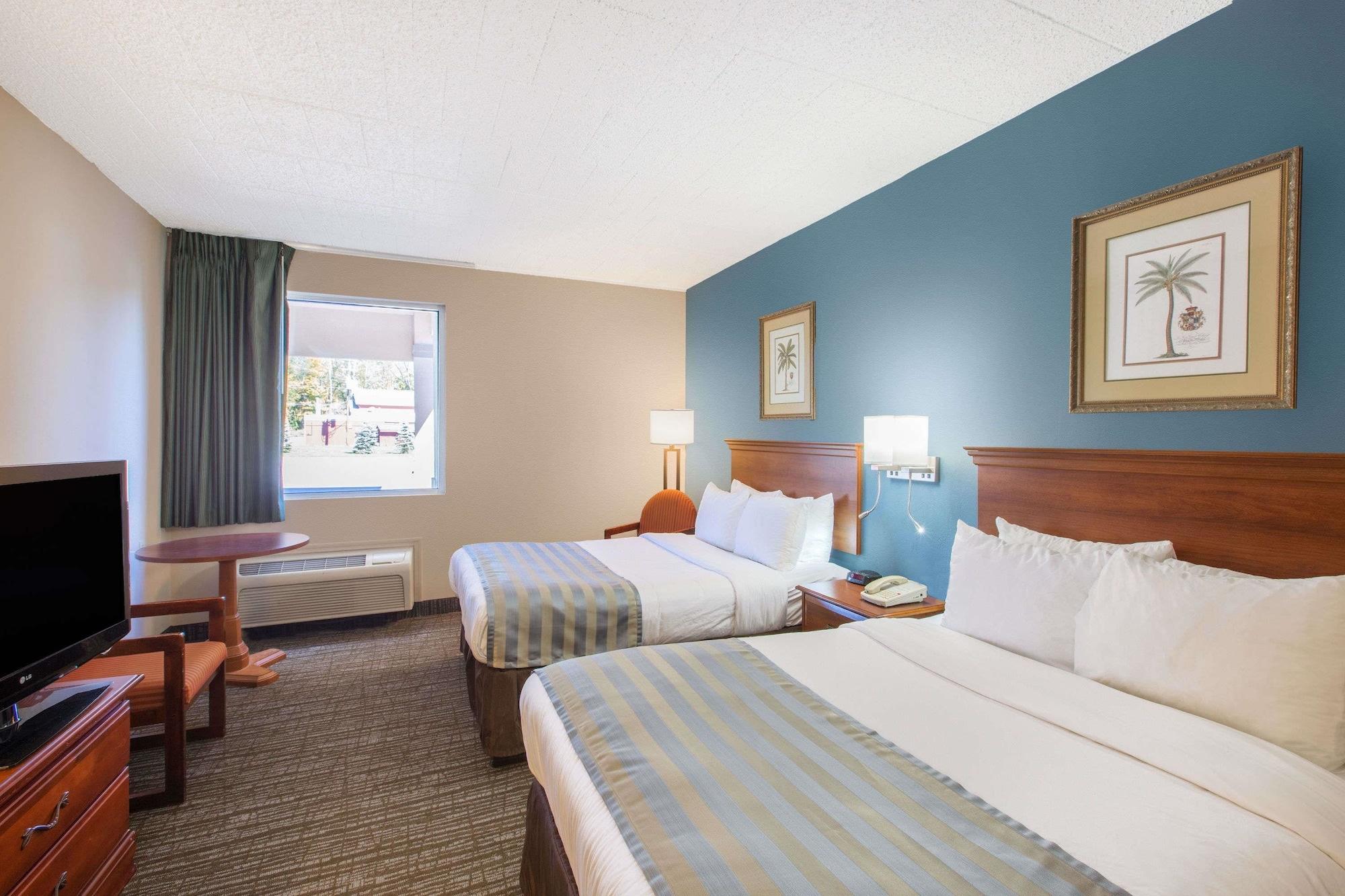 Baymont By Wyndham Bartonsville Poconos Экстерьер фото